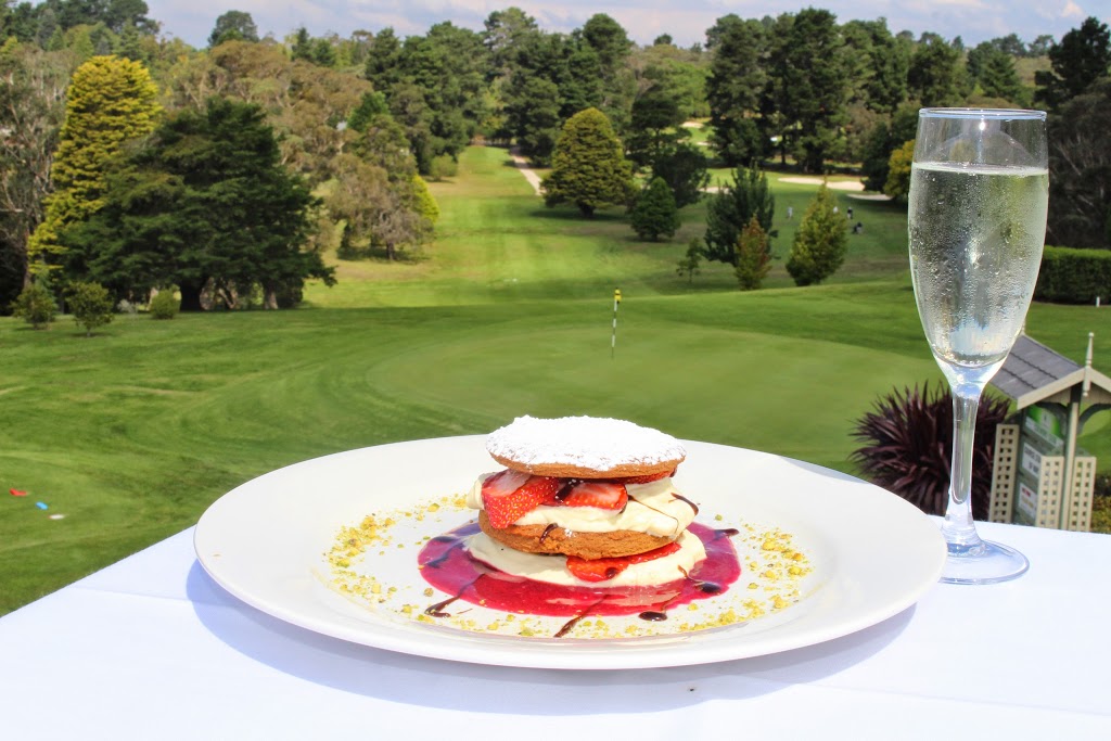 Country Club Brasserie | restaurant | 208/218-220 Blaxland Rd, Wentworth Falls NSW 2782, Australia | 0247573330 OR +61 2 4757 3330