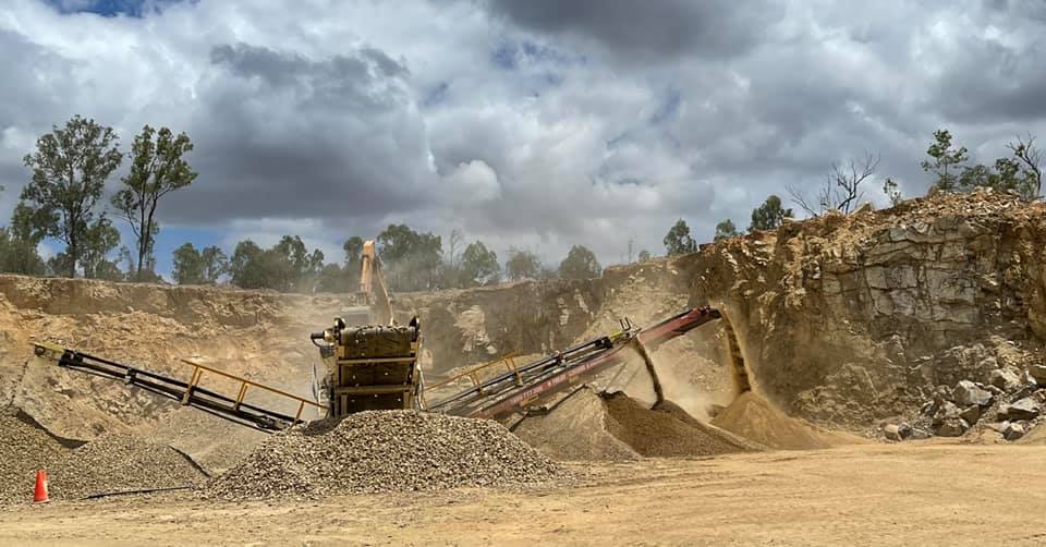 Kingaroy Quarry Supplies - Sand & Gravel | 1304 Wattlegrove Rd, Wattle Grove QLD 4610, Australia | Phone: 0407 718 591