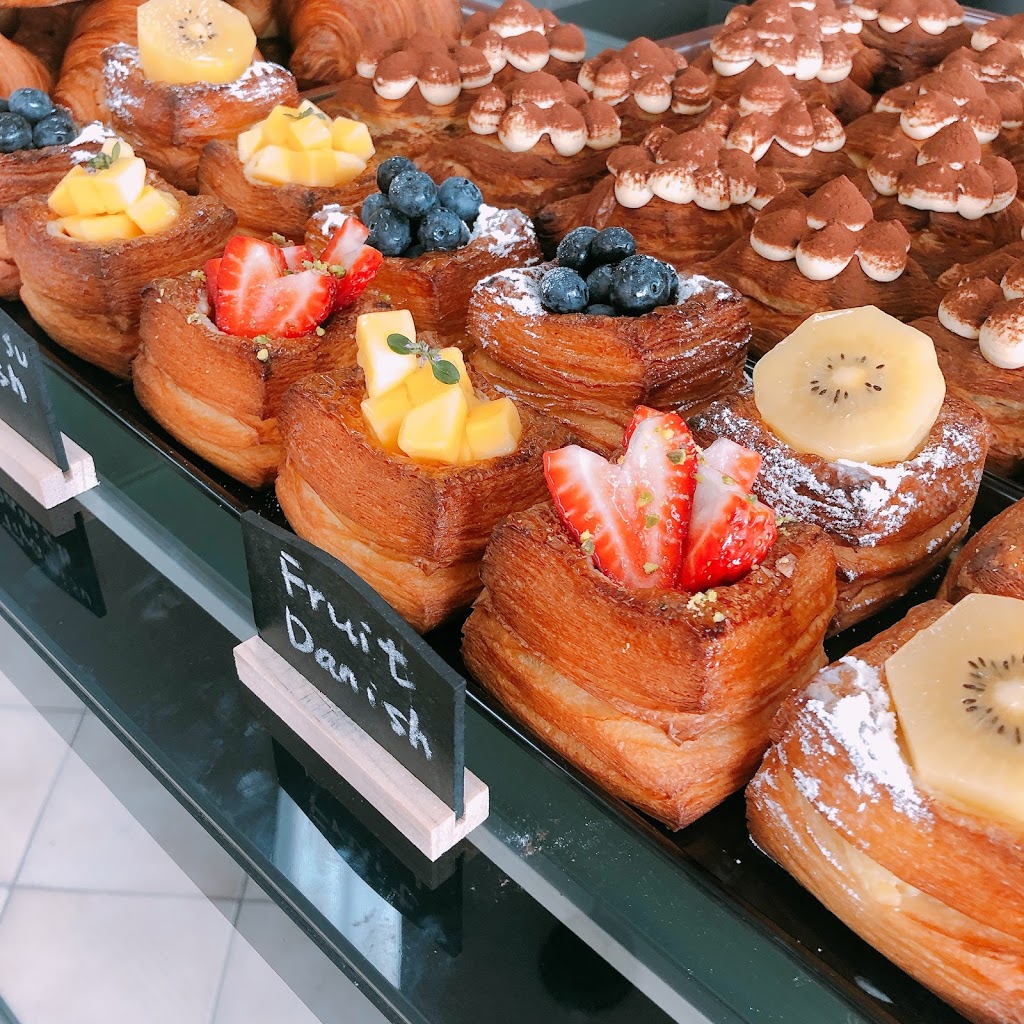 Supersweet Pastry | shop3/6 Farr Pl, Isaacs ACT 2607, Australia