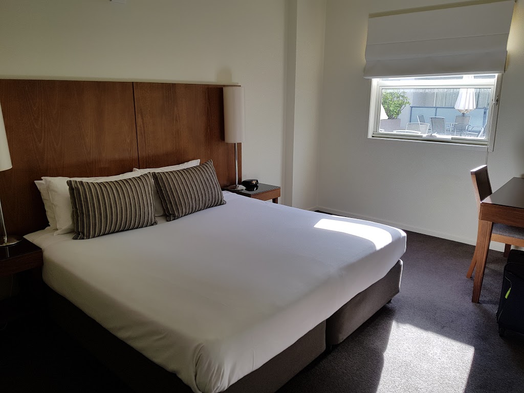 Punthill Apartment Hotel Burwood | 300 Burwood Hwy, Burwood VIC 3125, Australia | Phone: (03) 8808 2000