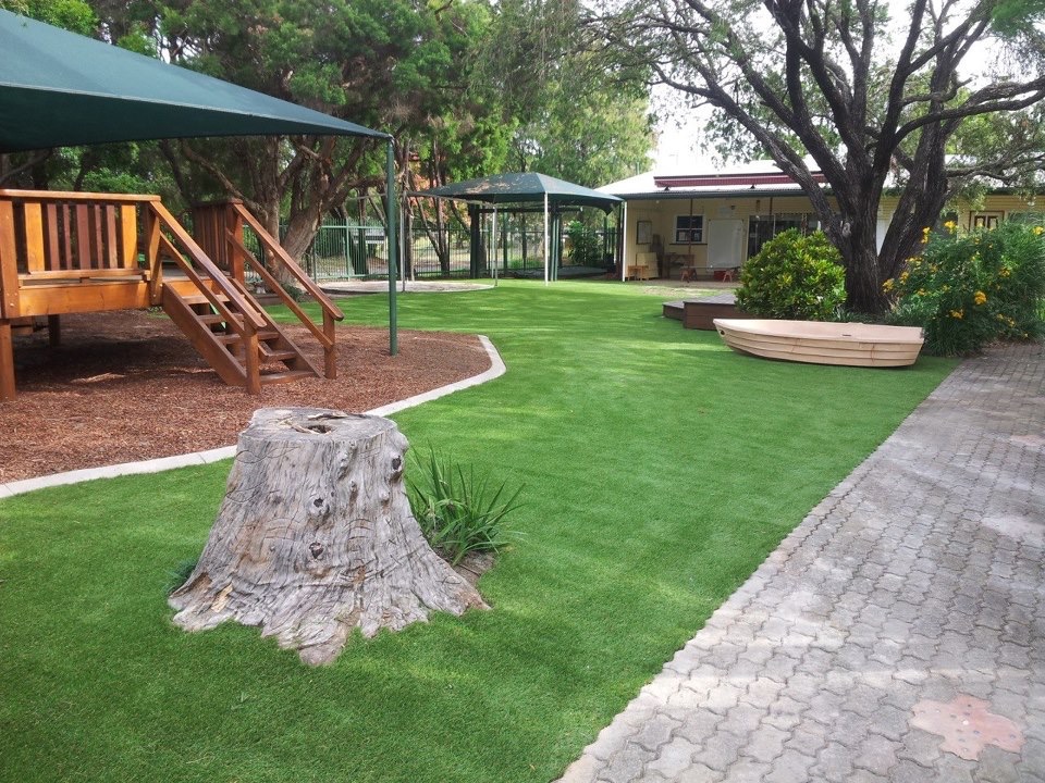 Lush Turf Solutions - Artificial Grass Brisbane | store | 9/1440 New Cleveland Rd, Capalaba QLD 4157, Australia | 0733902551 OR +61 7 3390 2551
