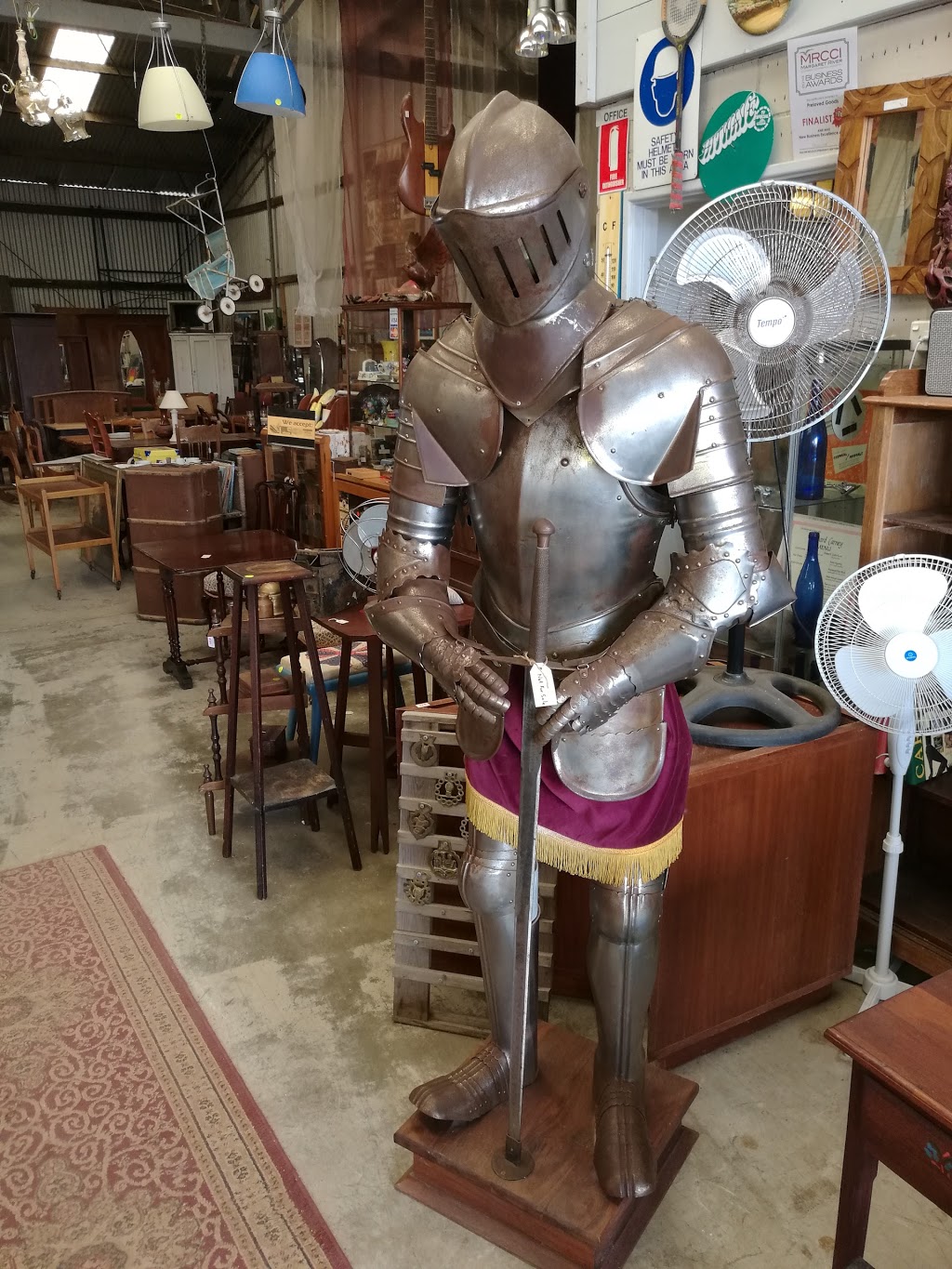 Preloved Goods Quality Second Hand Furniture | furniture store | Corner of Boodjidup and, Burton Rd, Margaret River WA 6285, Australia | 0438092468 OR +61 438 092 468