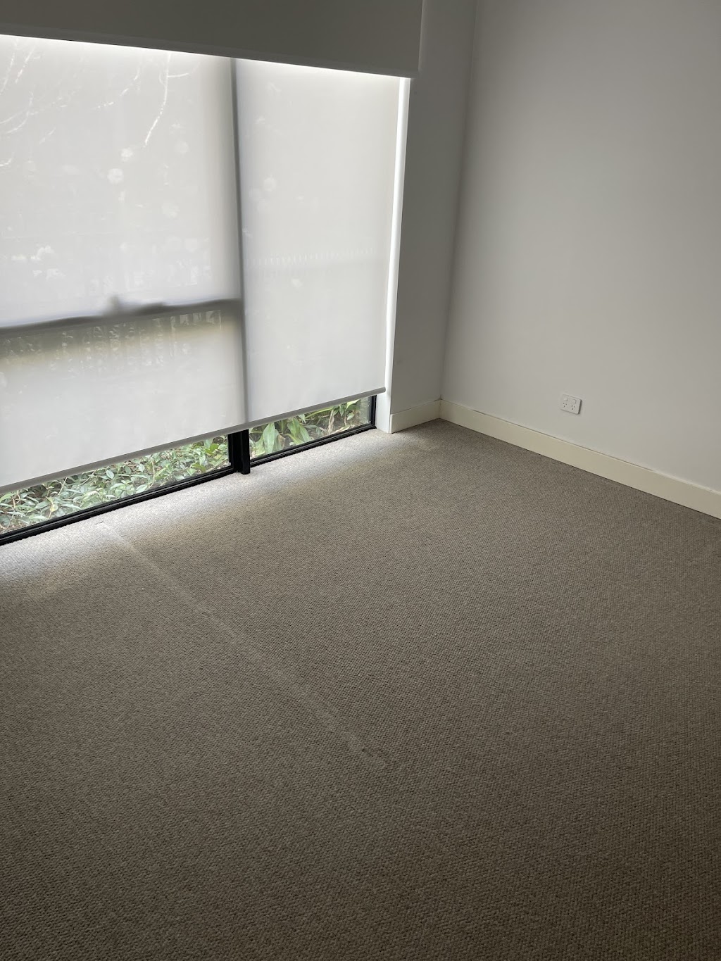 V Carpet Services | 13 Muir Way, Mernda VIC 3754, Australia | Phone: 0451 001 203