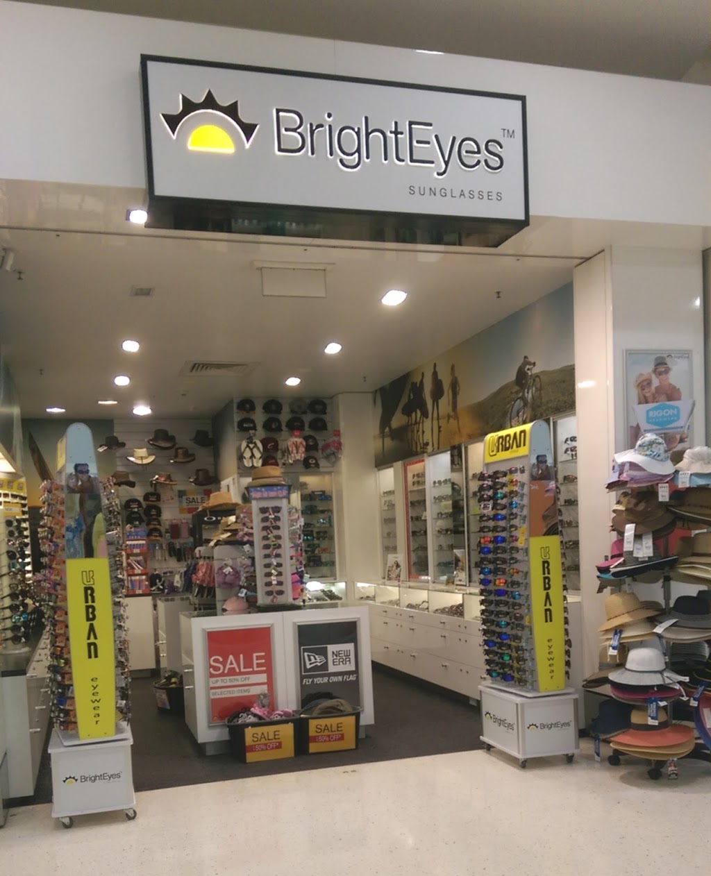 BrightEyes Hats Thongs Sunglasses | store | Shop 184 Willows Shopping Centre, 13 Hervey Range Rd, Kirwan QLD 4817, Australia | 0747230510 OR +61 7 4723 0510