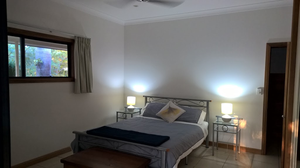 Magnetic Island Bed and Breakfast | 11 Dolphin Ct, Horseshoe Bay Magnetic Island QLD 4819, Australia | Phone: (07) 4758 1203