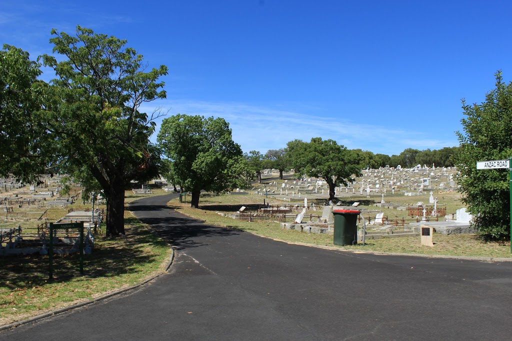 Bunbury Cemetery | cemetery | Hales St, Carey Park WA 6230, Australia | 0897213191 OR +61 8 9721 3191
