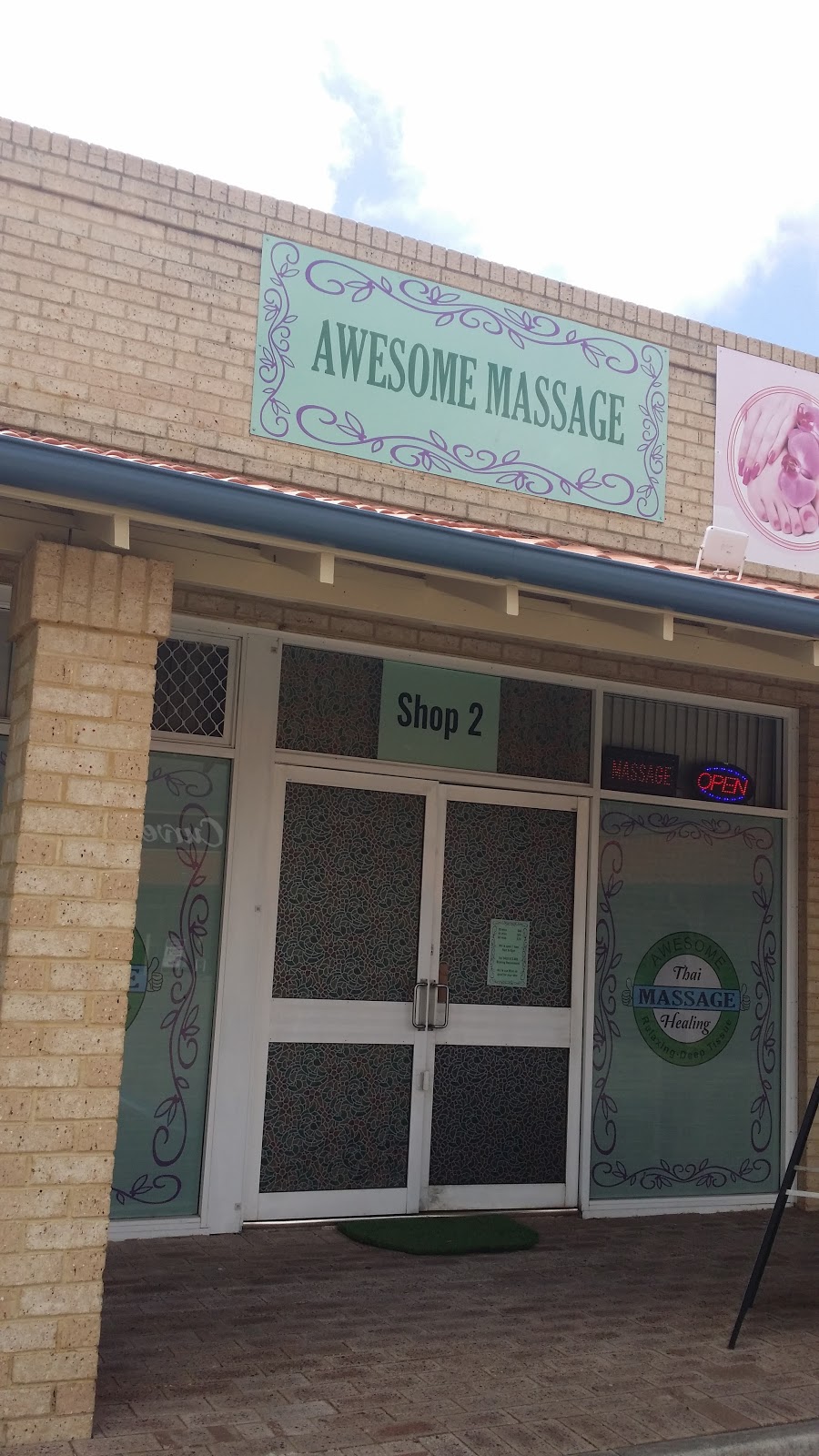 Awesome Massage | shopping mall | Shop 2/99 Caridean St, Heathridge WA 6027, Australia | 0435873468 OR +61 435 873 468