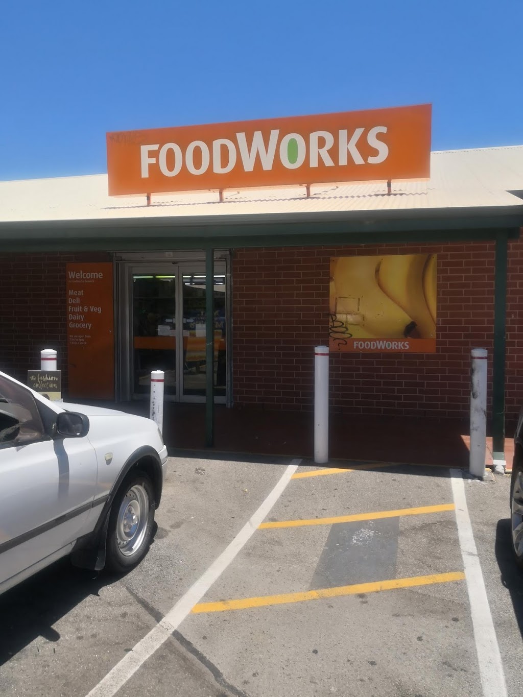 FoodWorks | 1 Kenwick Roads & Belmont Rd, Kenwick WA 6107, Australia | Phone: (08) 9459 3386