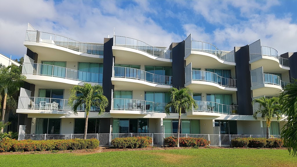 at Marina Shores | lodging | 159 Shingley Dr, Cannonvale QLD 4802, Australia | 0749641500 OR +61 7 4964 1500