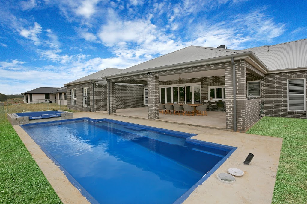 Cunningham Custom Homes | 84 Arthur Phillip Dr, North Richmond NSW 2754, Australia | Phone: 0410 652 601