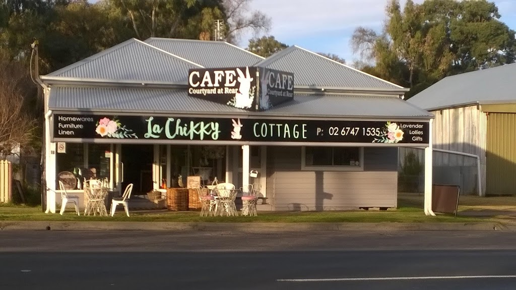 La Chikky Cottage | cafe | 16 Main N Rd, Willow Tree NSW 2339, Australia | 0267471535 OR +61 2 6747 1535