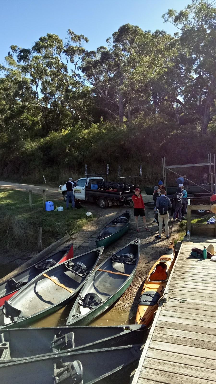 Paestan Canoe Hire | 75 Winnap-Nelson Rd, Winnap VIC 3304, Australia | Phone: 0429 381 875