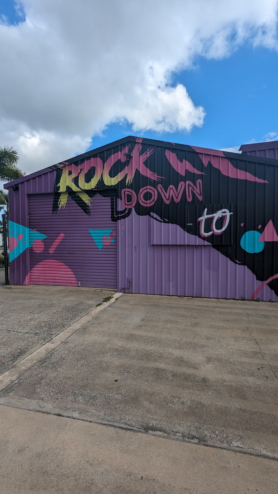 Electrik Avenue | 191 Elliott Rd, Banyo QLD 4014, Australia | Phone: (07) 3269 0789