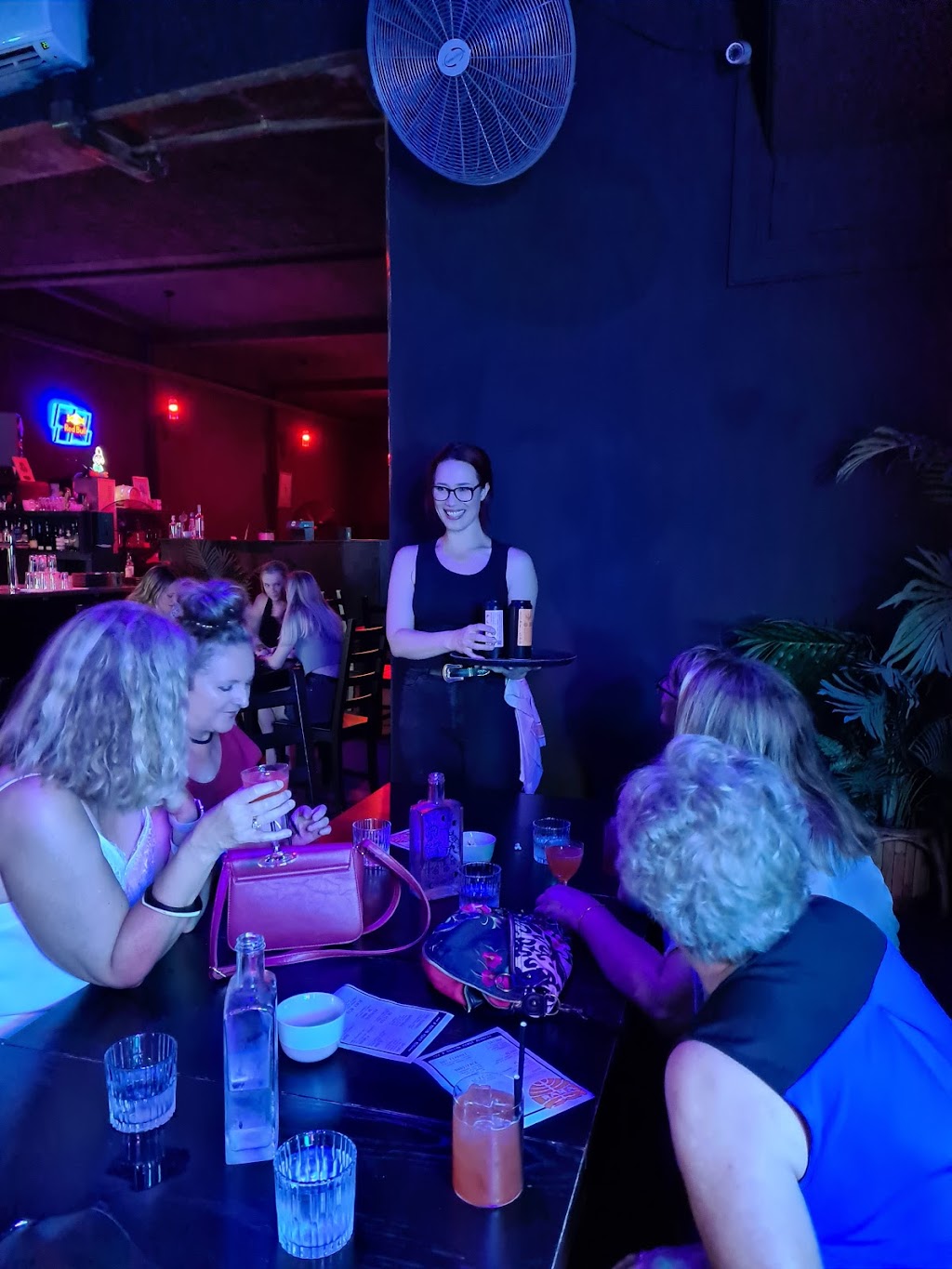 Umbrella Events & Tours | 106 Robert St, Tenambit NSW 2323, Australia | Phone: 0429 304 030