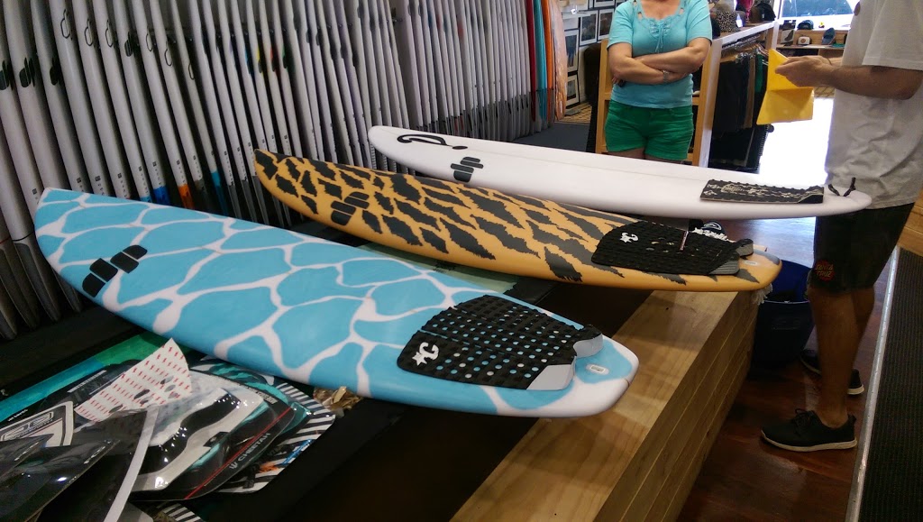 DP Surfboards | Anitas Theatre, 8/264-270 Lawrence Hargrave Dr, Thirroul NSW 2515, Australia | Phone: (02) 4268 5387