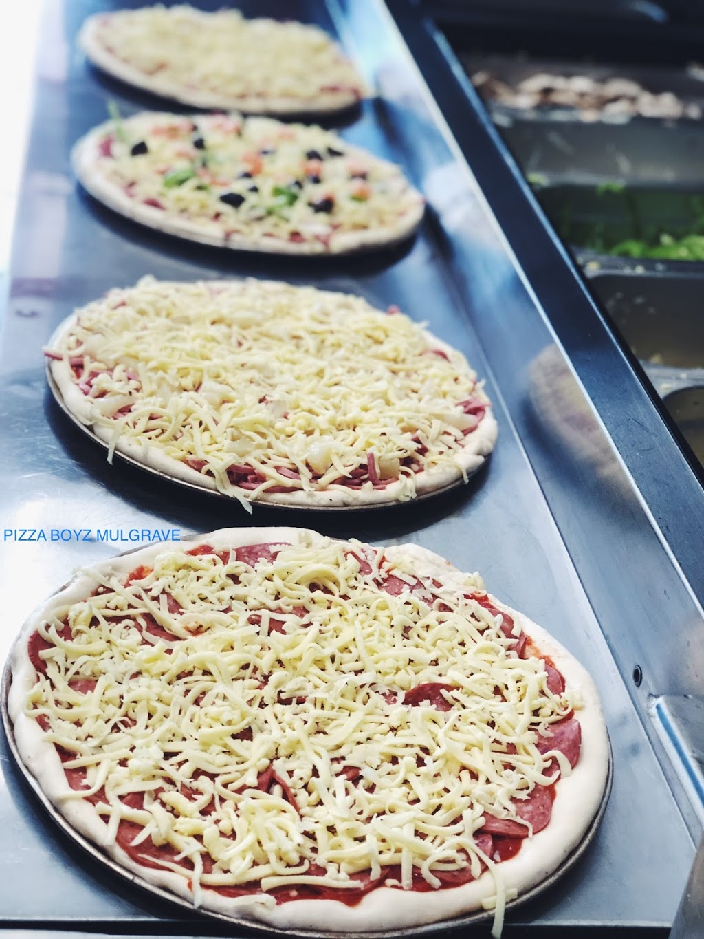 Pizza Boyz - Mulgrave | meal takeaway | 128A Police Rd, Springvale VIC 3171, Australia | 0395475506 OR +61 3 9547 5506