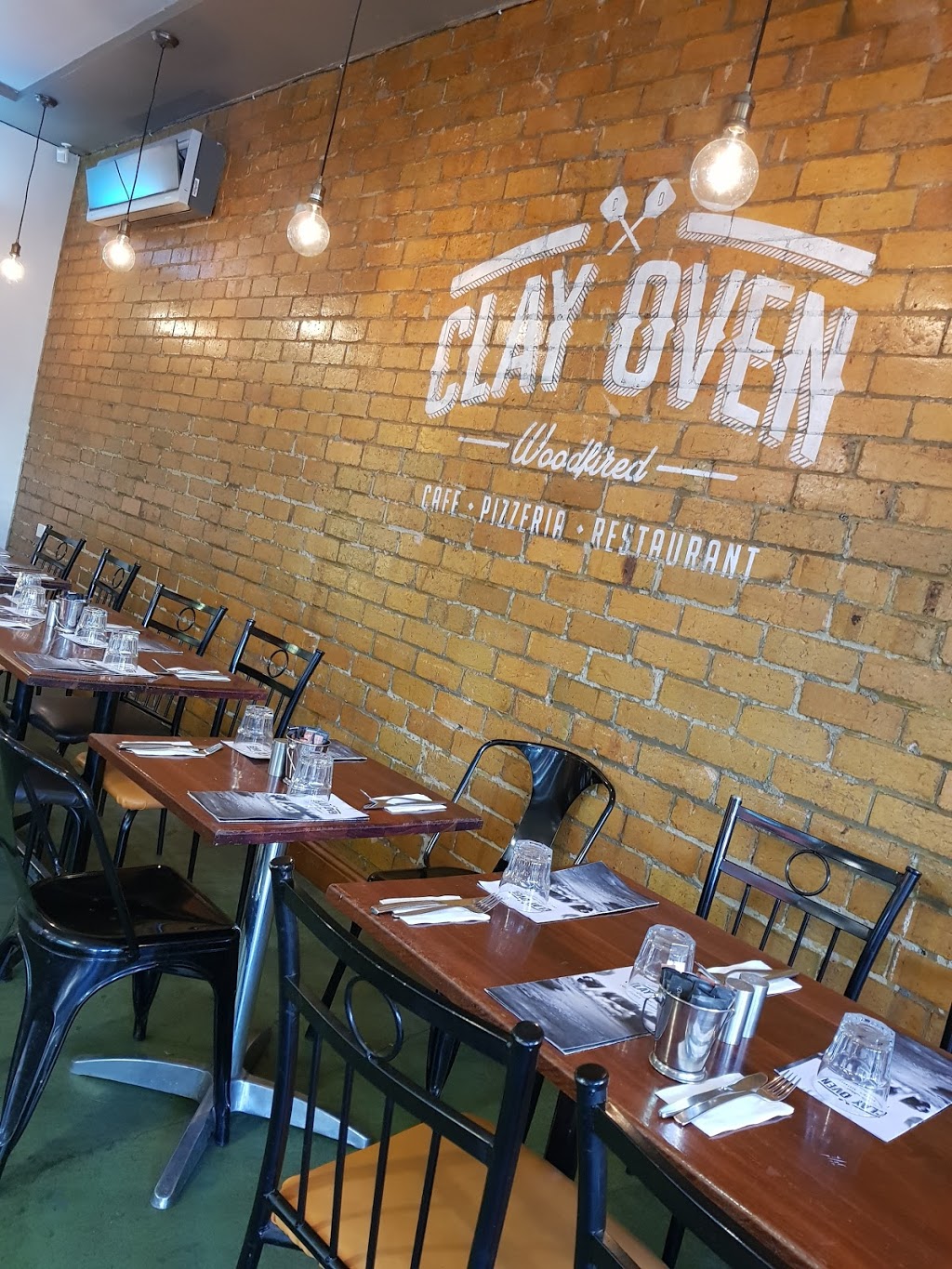 Clay Oven Pizza Restaurant | cafe | 19 Greenhill Rd, Greensborough VIC 3088, Australia | 0394350098 OR +61 3 9435 0098