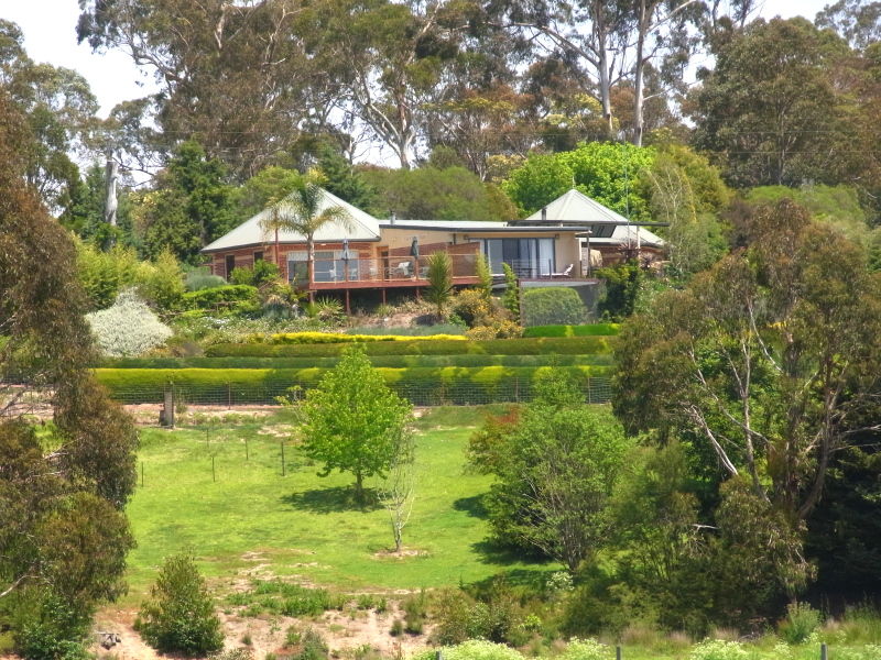 kiah Country Garden Bed & Breakfast | campground | 16 Eurack Ct, Kiah NSW 2551, Australia | 0407616031 OR +61 407 616 031