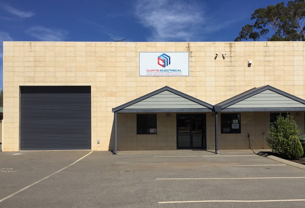 Curtis Electrical Contracting Pty Ltd | electrician | U2/63 McLarty St, Waroona WA 6215, Australia | 0897331200 OR +61 8 9733 1200