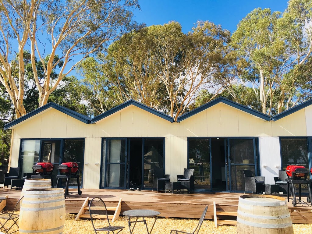 Coonawarra Cabins | 242 Comaum School Rd, Comaum SA 5277, Australia | Phone: 0438 005 051