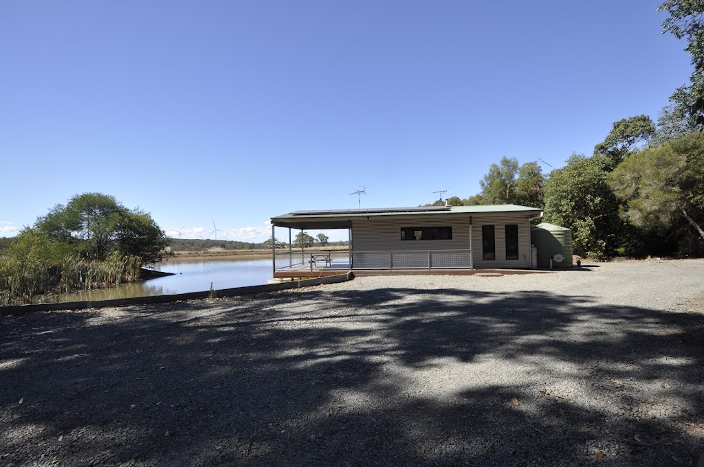 Still Waters Retreat | 69 Grills Ln, Dunnstown VIC 3352, Australia | Phone: 0412 690 891