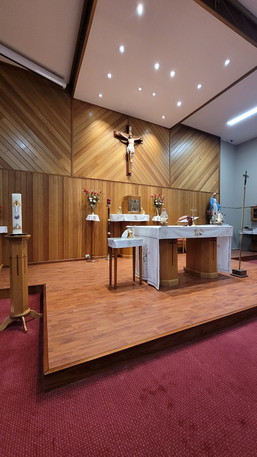Holy Innocents Parish | church | 36 Cheltenham Rd, Croydon NSW 2132, Australia | 0297474291 OR +61 2 9747 4291