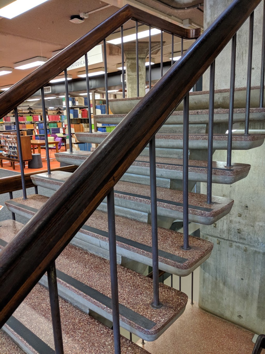 JCU Library | school | 14-88 McGregor Rd, Smithfield QLD 4878, Australia