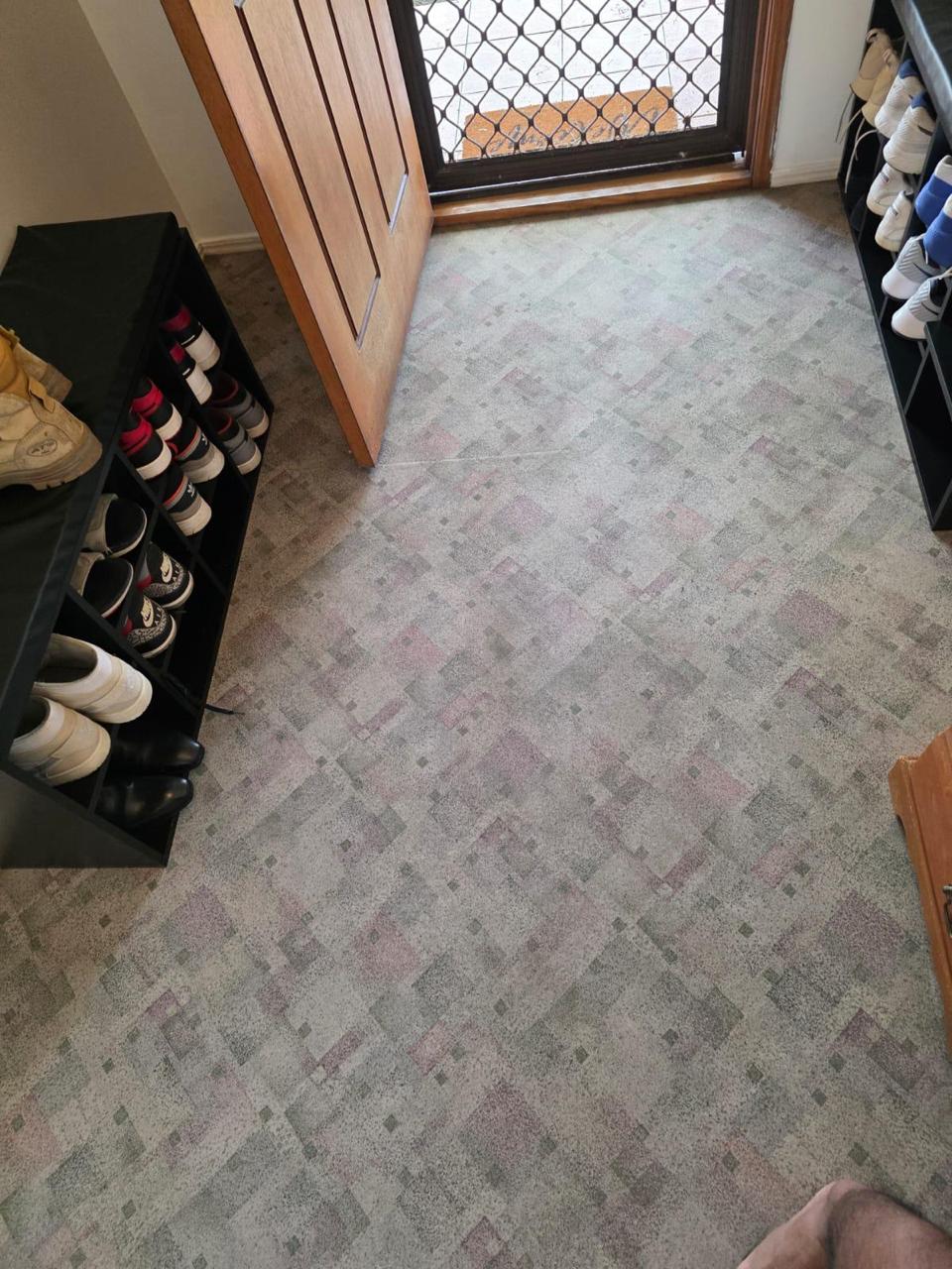 SanClassic Cleaning Service | 437 Lakes Creek Rd, Lakes Creek QLD 4701, Australia | Phone: 0435 387 504