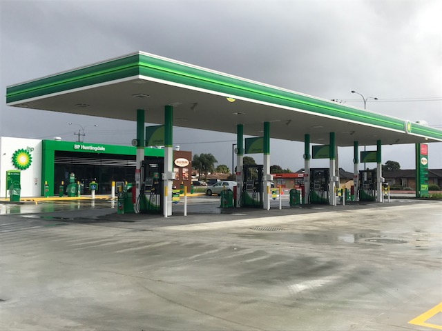 BP | gas station | Warton Rd &, Matilda St, Huntingdale WA 6110, Australia | 0894902912 OR +61 8 9490 2912