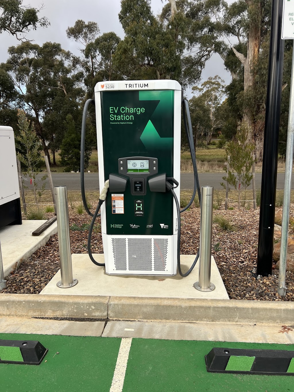 Chargefox Charging Station | 66 High St, Trentham VIC 3458, Australia | Phone: 1300 518 038