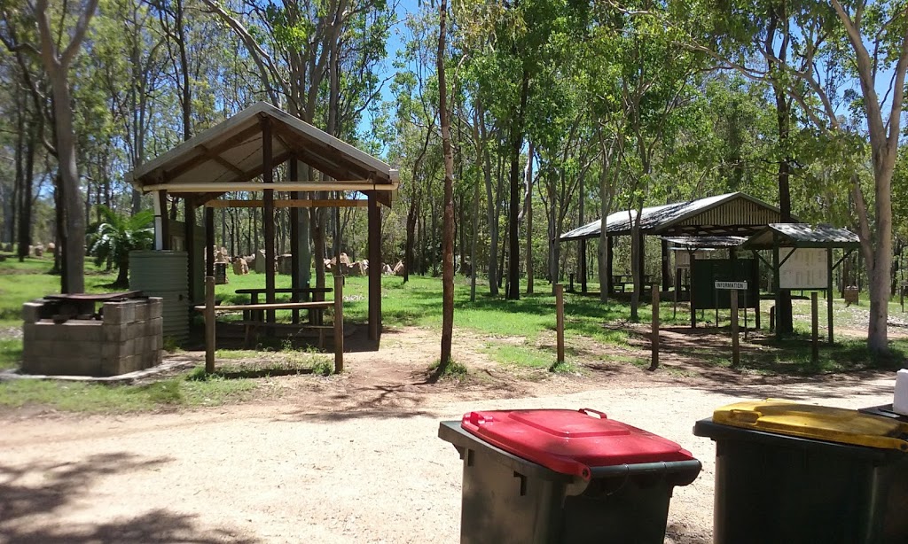 Rocky Creek War Memorial Park | campground | Kennedy Highway, Tolga QLD 4882, Australia | 0740914222 OR +61 7 4091 4222