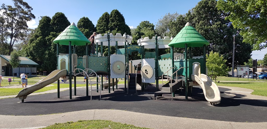 Newman Park | park | Peterkin Street, Traralgon VIC 3844, Australia | 1300367700 OR +61 1300 367 700