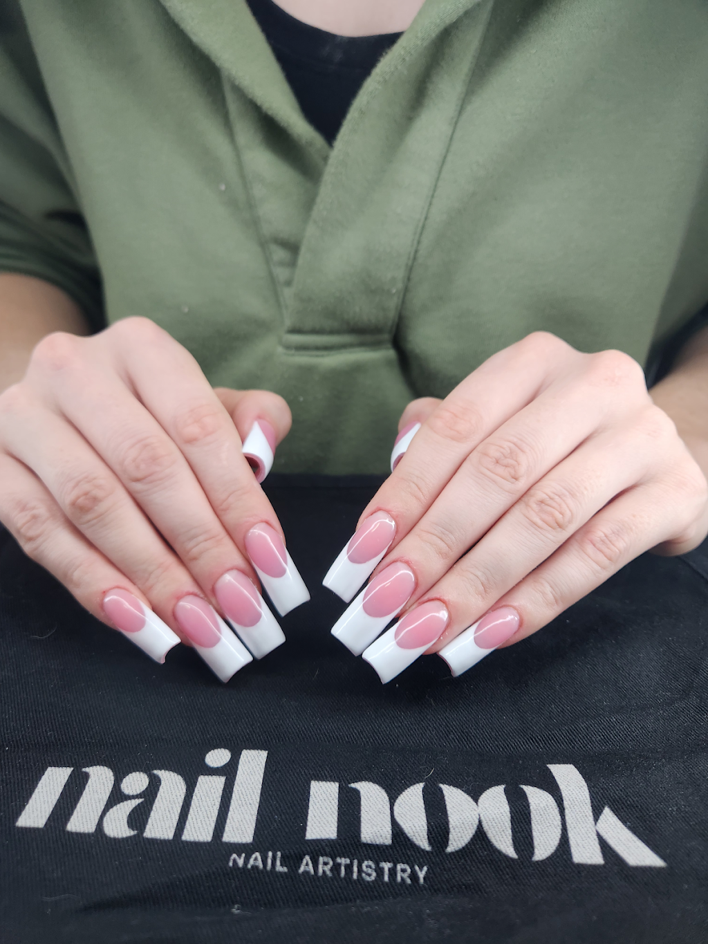 Nail Nook | 10 Dollarbird Ln, Cooranbong NSW 2265, Australia | Phone: 0432 535 608