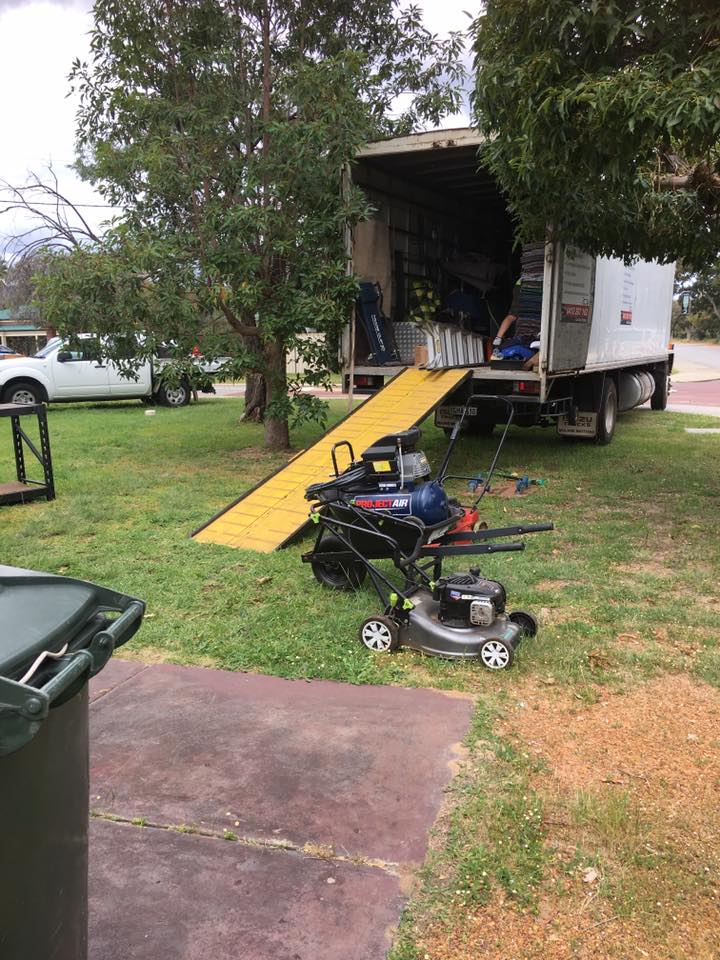 WA Statewide Furniture Removals | moving company | 277 Victoria Rd, Malaga WA 6090, Australia | 0412207162 OR +61 412 207 162