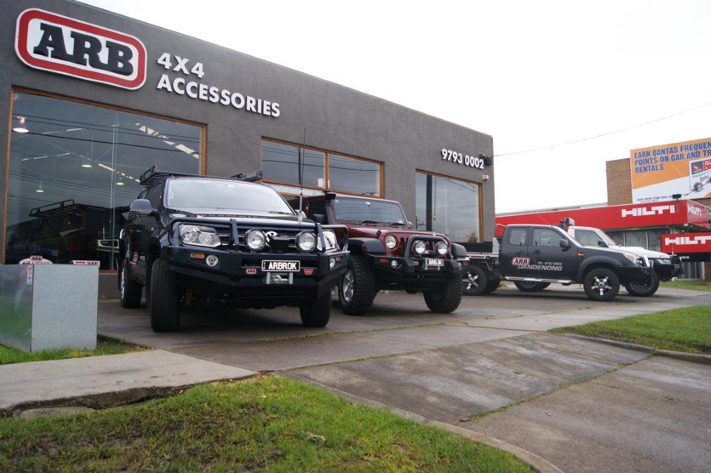 ARB 4x4 Accessories Dandenong | Unit 4 A/6 Lonsdale St, Dandenong VIC 3175, Australia | Phone: (03) 9793 0002