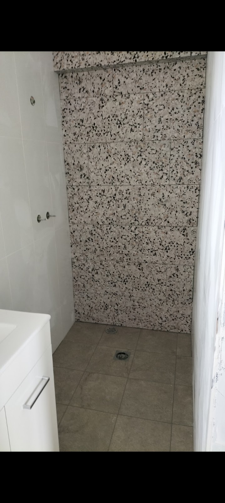 Outback Tiling | 24 Wambiana St, Nyngan NSW 2825, Australia | Phone: 0488 016 718