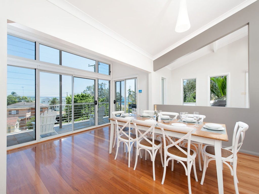 Beachside Haven | 5 Pantowora St, Corlette NSW 2315, Australia | Phone: (02) 4044 5021