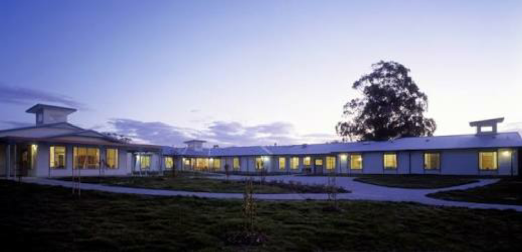 Wilson Lodge Aged Care | hospital | 9/11 Palmerston St, Sale VIC 3850, Australia | 0351438540 OR +61 3 5143 8540