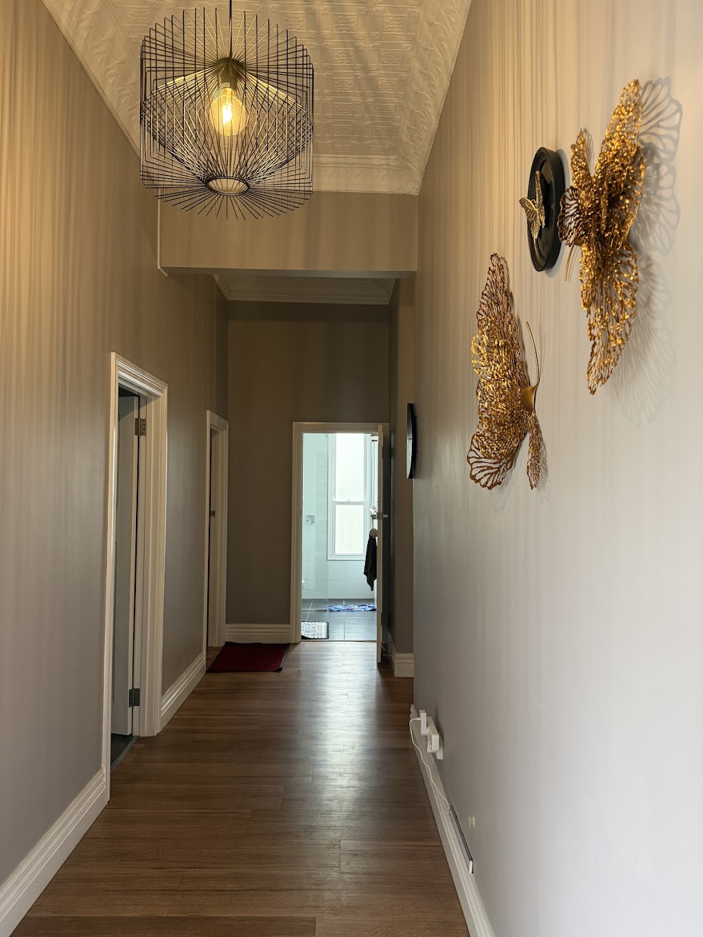 Cindy House massage | 5 Ronald St, Ballarat Central VIC 3350, Australia | Phone: 0412 204 300