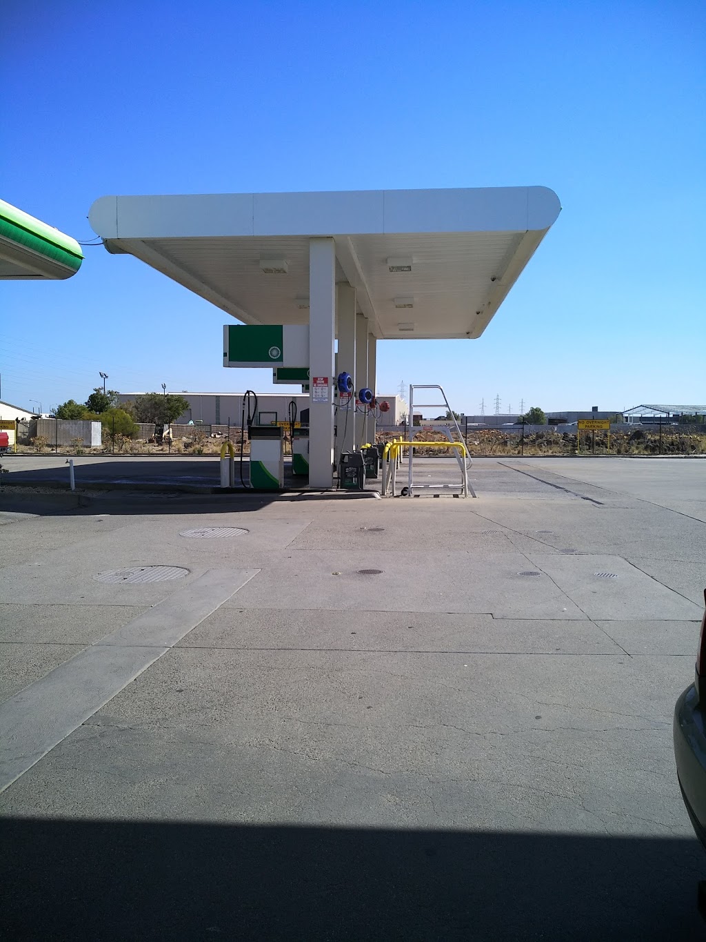 BP | gas station | 1001/1007 Western Hwy, Ravenhall VIC 3023, Australia | 0393612077 OR +61 3 9361 2077