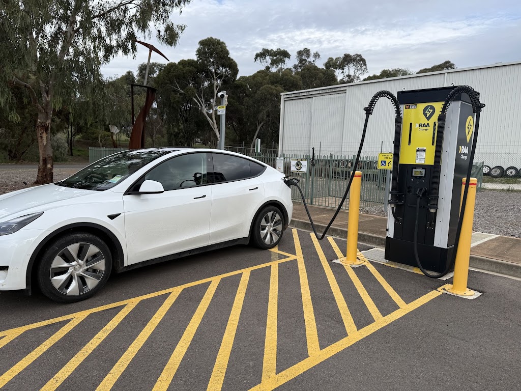 Chargefox Charging Station | 28 James St W, Truro SA 5356, Australia | Phone: 1300 518 038