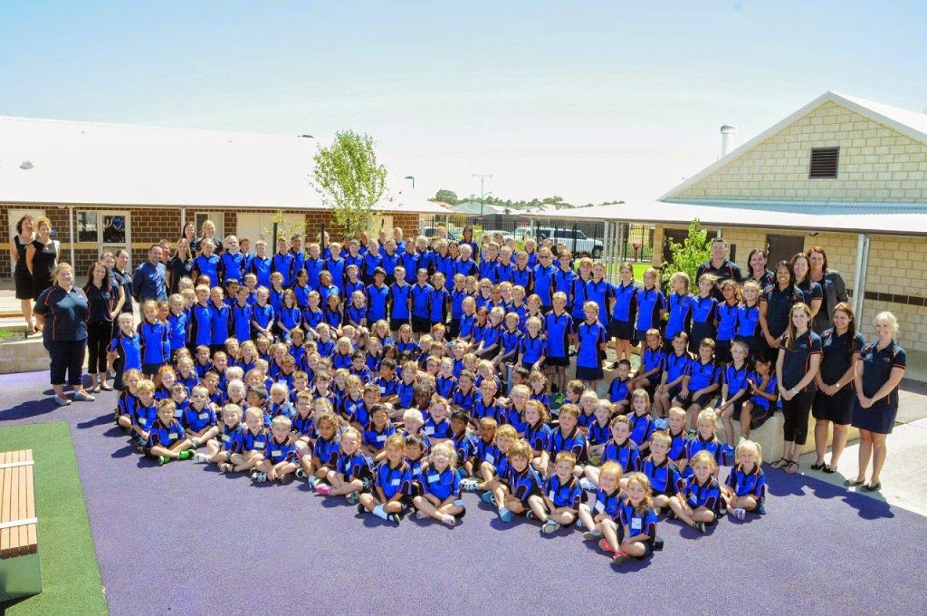 Treendale Primary School | school | 5 Opal Dr, Australind WA 6233, Australia | 0897960200 OR +61 8 9796 0200