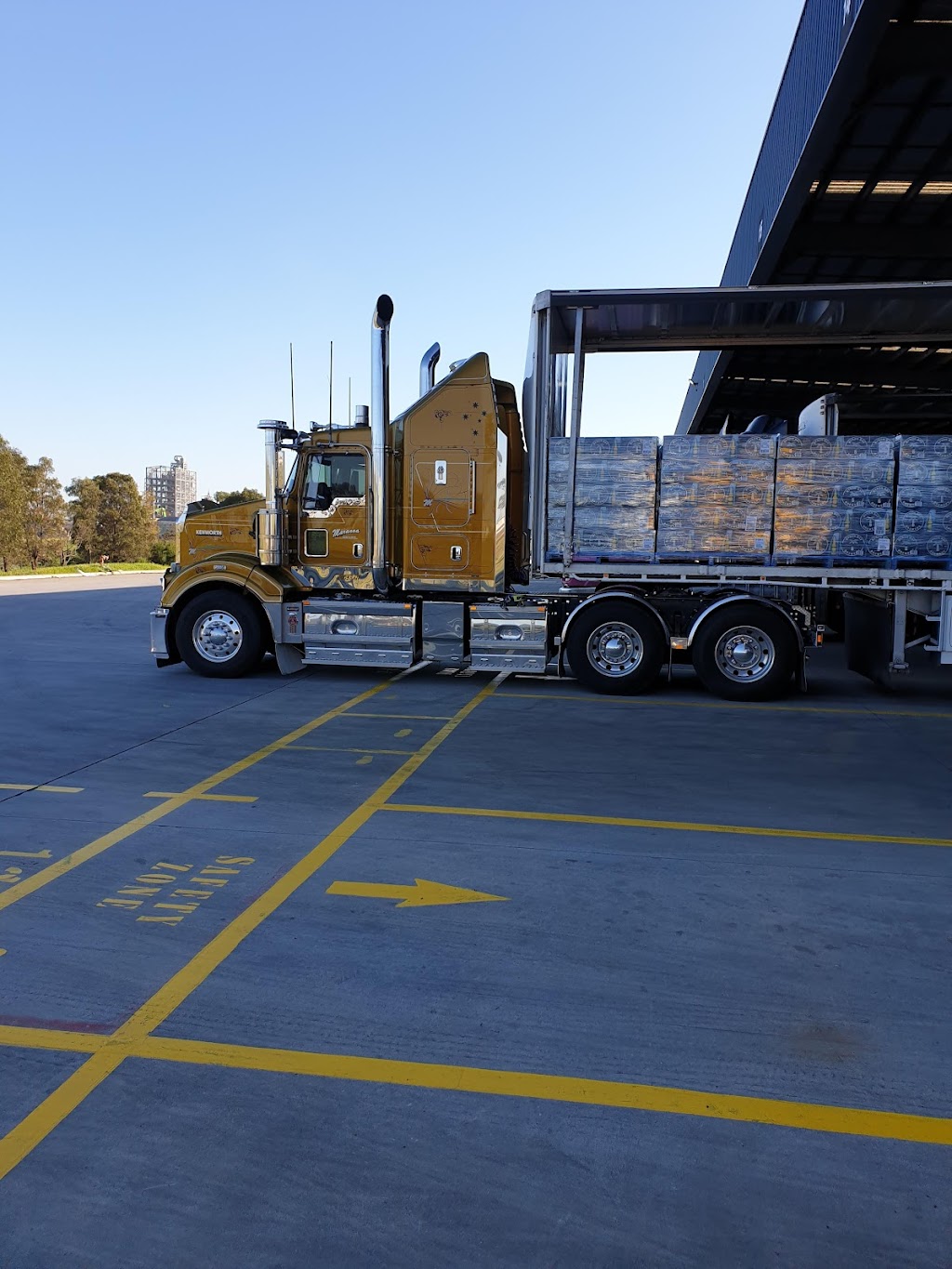 Metcash | 10 Enhance Pl, Truganina VIC 3029, Australia | Phone: (03) 8368 6000