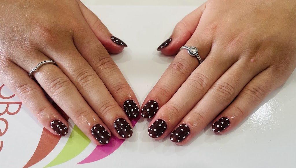 Hue nails | 33 Dean St, Tocumwal NSW 2714, Australia | Phone: 0459 990 700