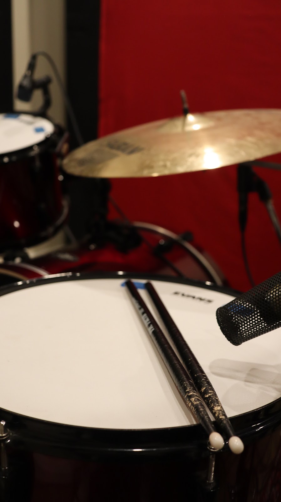Lampstand Studio | 16 Galway Bay Dr, Ashtonfield NSW 2323, Australia | Phone: 0490 541 882