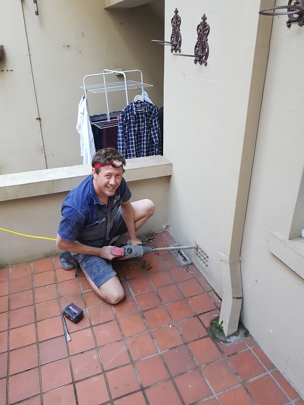 Sparky Nearby | electrician | 46 Gregory St, South Coogee NSW 2034, Australia | 0414223339 OR +61 414 223 339