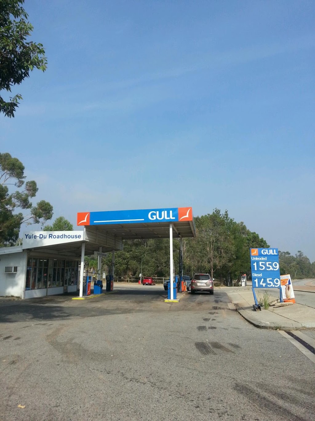 Puma Yule Du Roadhouse | gas station | 681 Albany Hwy, Bedfordale WA 6112, Australia | 0893992431 OR +61 8 9399 2431