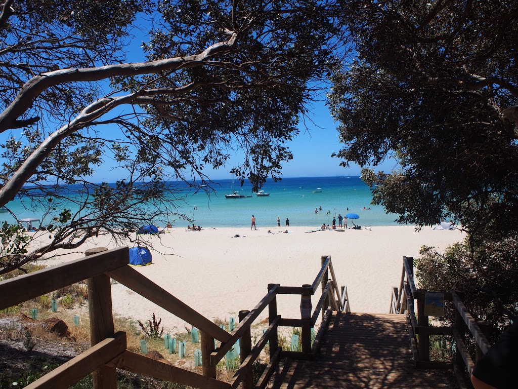 Eagle Bay Beach access | 1 Eagle Bay-Meelup Rd, Eagle Bay WA 6281, Australia