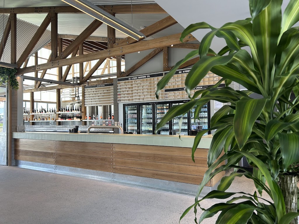4 Pines Landers Pocket | 2/40 The Cct, Brisbane Airport QLD 4008, Australia | Phone: (07) 3087 7800
