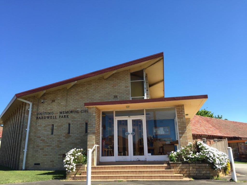 Bardwell Park Uniting Church | place of worship | 61 Barnsbury Grove, Bardwell Park NSW 2207, Australia | 0295679619 OR +61 2 9567 9619